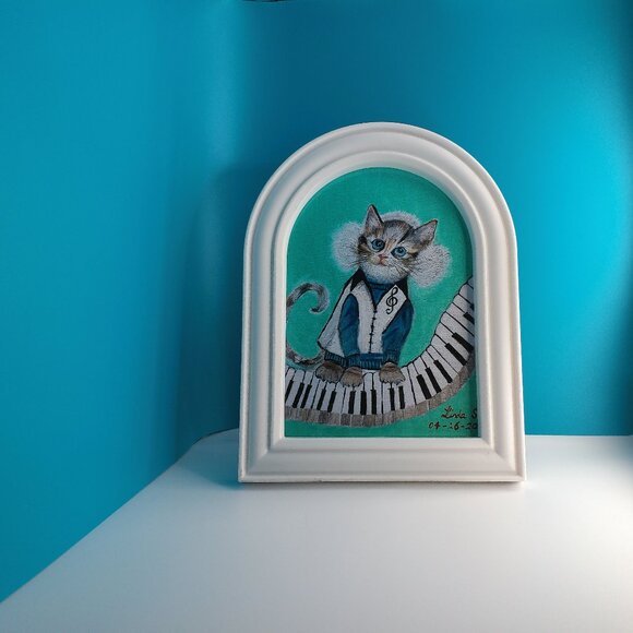 Fun DJ Cat 5"x7" within a new irregular shape white Frame, music cat, keyboard - Picture 2 of 7